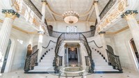 Terakhir pada awal Agustus lalu seorang pembeli bersedia membayar US$ 4,6 juta atau sekitar Rp 66,2 miliar untuk mansion dengan luas hampir 5 hektare tersebut.FotoFoto: LuxQue Media/Mike Aghachi via CNBC