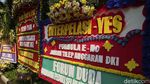 Sindir Anies, Karangan Bunga Banjiri DPRD DKI