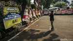 Sindir Anies, Karangan Bunga Banjiri DPRD DKI
