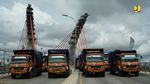 Wow! Jembatan Sei Alalak Gendong 32 Truk Jumbo
