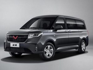 Wuling Zhengcheng, Pesaing HiAce yang Cuma Rp 167 Jutaan