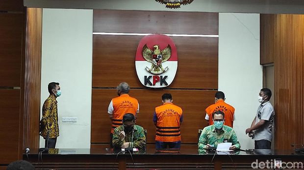 3 tersangka baru kasus korupsi proyek jalan di Bengkalis, Riau (Azhar Bagas Ramadhan/detikcom)
