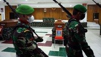 Serda Amrosius, Praka Dirham, dan Pratu Zul Ansari ditemukan dalam keadaan tewas di dalam Posramil. Sedangkan Lettu Chb Dirman Komandan Posramil Kisor ditemukan dalam keadaan tidak bernyawa di dalam semak-semak belukar tak jauh dari pos.