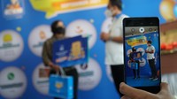 Dalam rangka menyambut Hari Pelanggan Nasional 2021. ACC memberikan Program Diskon Denda Cashback AstraPay dan Undian Pelanggan Berseri. Kick off Program Hari Pelanggan Nasional 2021 ini dilakukan oleh Chief Operating Officer ACC di ACC Kebon Jeruk Rukan Kencana Niaga 1, Jakarta Barat, Juamt (3/9/ 2021). dok. acc Astra