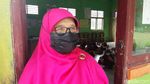 Kurang Meja dan Kursi, Siswa SD di Serang Ini Belajar di Lantai