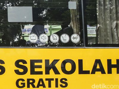 Bus Sekolah DKI Kembali Antar Jemput Siswa