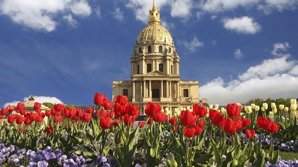 Selain itu taman di Paris, Jardin des Plantes juga menjadi salah satu tempat populer di musim semi. Dok. USAToday  Selain itu taman di Paris, Jardin des Plantes juga menjadi salah satu tempat populer di musim semi. Dok. USAToday Â
