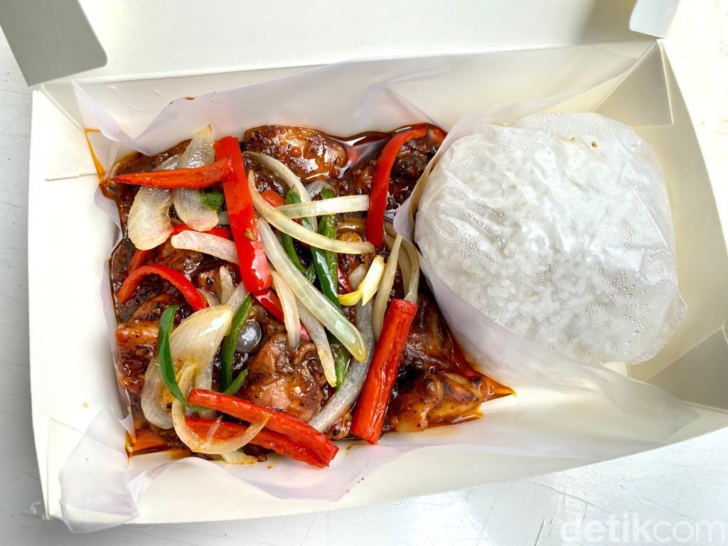 Chicken Steak Pak Madi: Empuk Juicy Chicken Steak buatan Mantan Chef Pejabat