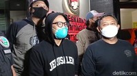 Coki ditangkap saat berada di kediamannya, di kawasan Cisauk, Tangerang Selatan. Foto: Desi/detikHOT