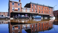 Banjir bandang yang disebabkan oleh Badai Ida juga menewaskan sedikitnya 41 orang di wilayah New York, Amerika Serikat. AP Photo/Matt Rourke.