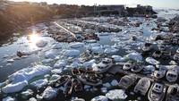 Pemanasan global telah menimbulkan bencana yang semakin meningkat. Salah satu contohnya adalah mencairnya gunung-gunung es Antartika dan Greenland telah berdampak pada kenaikan muka air laut di seluruh dunia. Getty Images/Mario Tama  