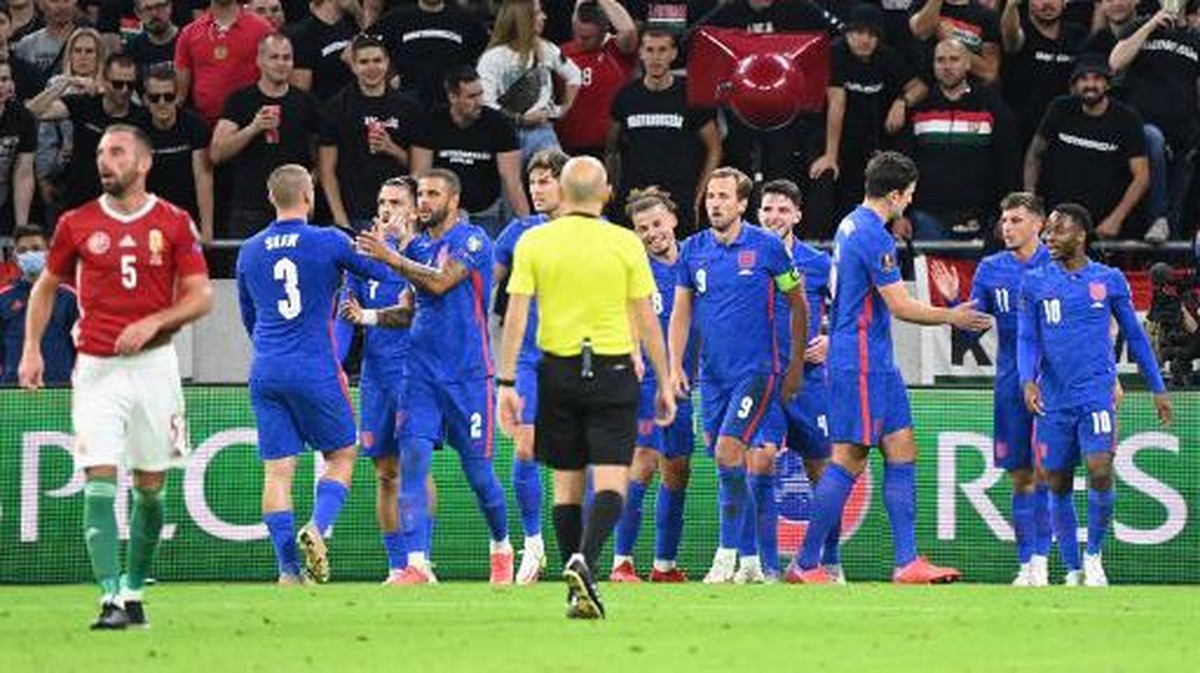 Inggris menang 4-0 atas Hungaria (Foto: AFP/ATTILA KISBENEDEK)