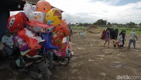 Saat ini lokasi ditemukannya wajan menjadi tempat wisata dadakan.
