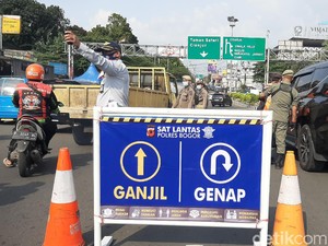 Uji Coba Ganjil Genap di Puncak Bogor, Ratusan Kendaraan Diputarbalik
