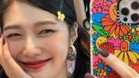 Di Red Velvet, Joy selalu identik dengan warna hijau. Hijau jadi warna identitasnya sejak debut. (Foto: dok. Instagram @_imyour_joy)  