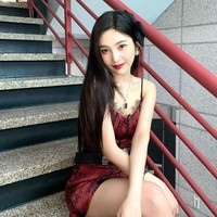 Tak sedikit yang menilai Joy sebagai personel tercantik saat melihat Red Velvet secara langsung. Kekasih solois Crush itu pernah menjadi perbincangan netizen Korea karena punya bentuk tubuh proporsional. Foto: dok. Instagram @_imyour_joy