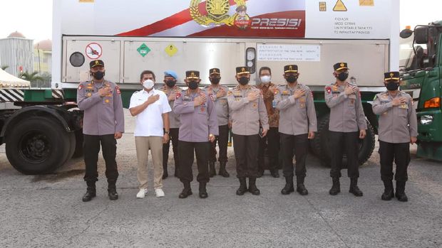 Kapolri Jenderal Listyo Sigit Prabowo meluncurkan iso tank