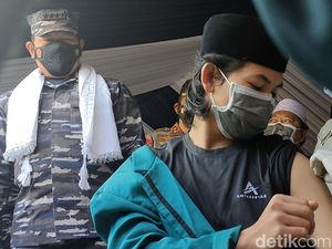 KASAL Tinjau Serbuan Vaksinasi di Ponpes Maruful Hidayah Garut