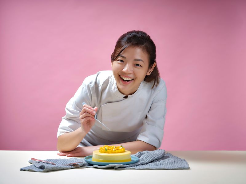 Mantan pastry chef jualan pastry atau kue online