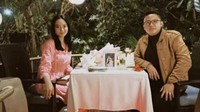 Sering makan malam romantis bersama, terbukti nih kalau  Lyodra memang suka pria yang romantis. Foto: Instagram @lyodraofficial