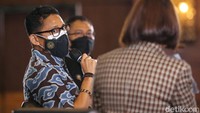 Menteri Pariwisata dan Ekonomi Kreatif Sandiaga Salahudin Uno hadir dalam kegiatan Pengembangan kota kreatif yang dilaksanakan di Jakarta Barat, Jumat (3/9/2021). 