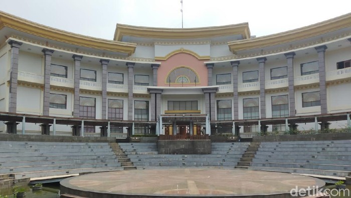Perkampungan Budaya Betawi