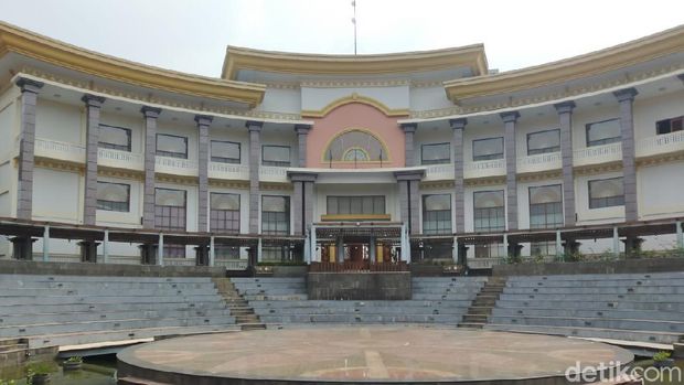 Perkampungan Budaya Betawi