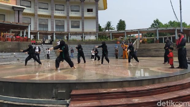 Perkampungan Budaya Betawi