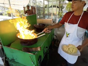 Pernah Kerja di Luar Negeri, 5 Mantan Chef Ini Sekarang Jualan Nasgor hingga Sushi