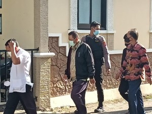 Potret 17 Tersangka Suap Jual Beli Jabatan Kades Seret Bupati Probolinggo