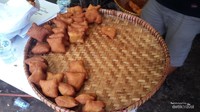 Odading atau yang biasa kita kenal sebagai kue bantal ini punya citra rasa yang enak, tekstur yang lembut dan tebal.