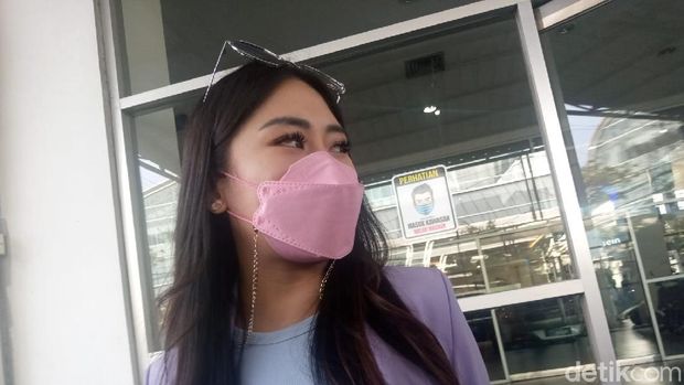 Rekaman Daging Ketemu Daging Heboh, Ini Komentar Hotman Paris-Ayu Thalia