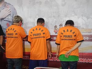 Penampakan Coki Pardede Berbaju Tahanan Usai Ditangkap Polisi