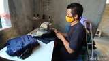 Curhatan Difabel Dayat, Panjahit Kaus Suvenir Terdampak Penutupan Borobudur
