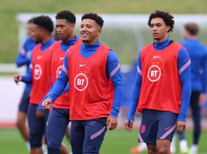 Jadon Sancho Cedera, Tinggalkan Timnas Inggris dan Kembali ke MU