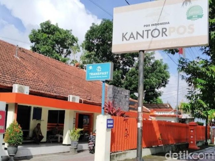 kantor pos blitar