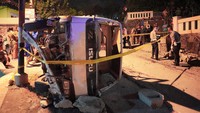 Diduga akibat rem blong sebuah truk yang mengangkut batu dan 11 orang penumpang mengalami kecelakaan dan menyebabkan 5 orang meninggal di tempat. Sementara salah satu korban kritis yang dibawa ke rumah sakit tidak tertolong.