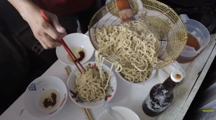 Inspiratif! Mantan Pecandu Narkoba Ini Sukses Jualan Bakmi