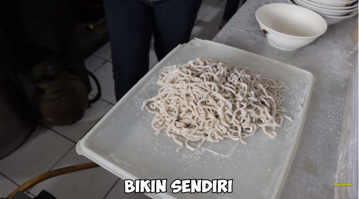 Inspiratif! Mantan Pecandu Narkoba Ini Sukses Jualan Bakmi