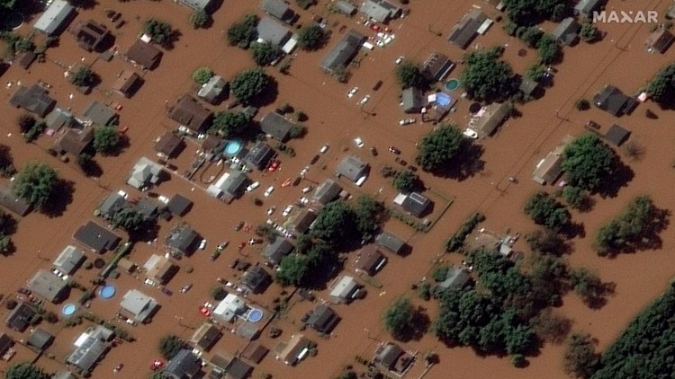 Banjir bandang menerjang wilayah New York, Amerika Serikat.