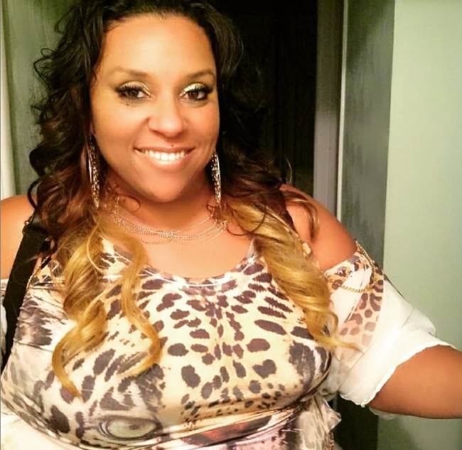 Kini populer, Mikel Ruffinelli pun mendapat kesempatan tampil di acara televisi. Dia terpilih sebagai host The Divas Corner. Foto: Dok. Instagram @divaz_style