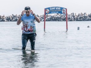 Sapa Bocah di Untung Jawa, Sandiaga Uno Dikira Anies Baswedan