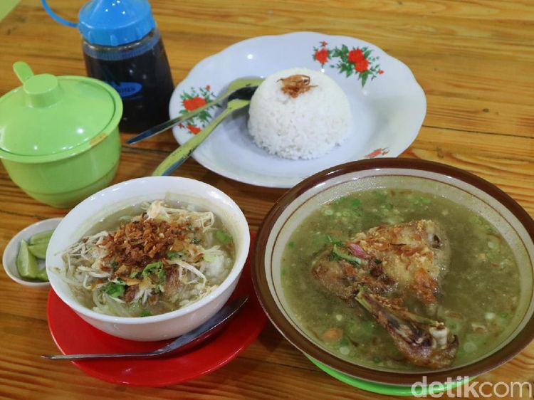 Sarapan Nikmat Pakai Soto Gentong yang Maknyus Rasanya