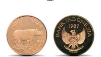 Rp 200.000 Gambar Badak : Uang ini diterbitkan pada 1987 bergambar Badak Jawa Bercula Satu. Berbahan emas kadar 917/1000 dengan berat 10 gram.