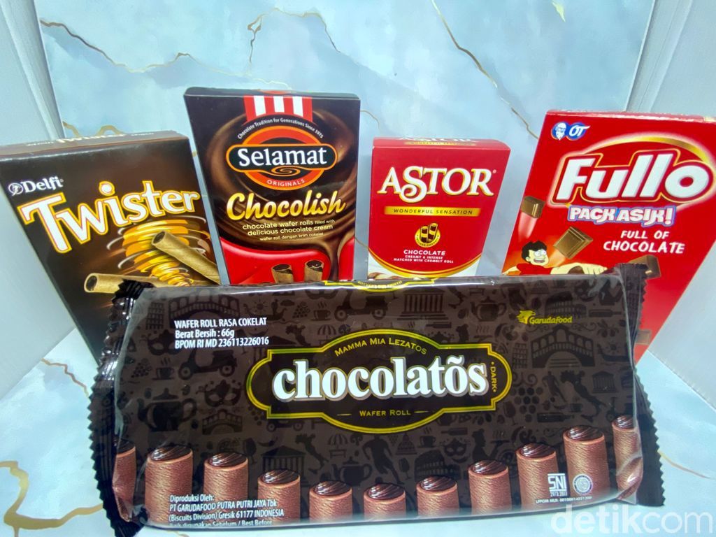 Krenyes Legit! 5 Wafer Roll Cokelat Ini, Mana yang Paling Renyah Enak?