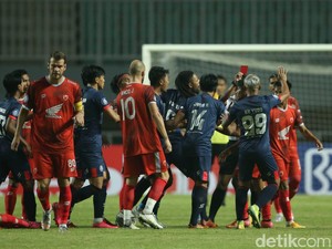 Adu Kuat Pemain Asing Arema FC Vs PSM Makassar di Laga Piala Presiden