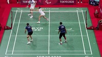 Hary Susanto/Leani Ratri Oktila, mengalahkan Lucaz Mazur/Faustine Noel.