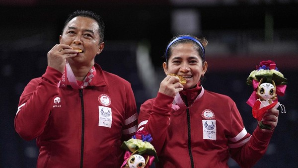 Momen Hary/Leani Gigit Emas Paralimpiade Tokyo 2020