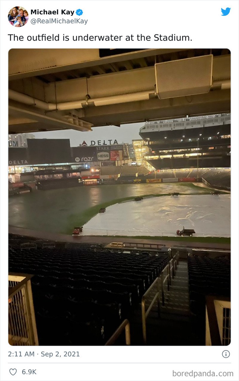 Potret viral banjir New York