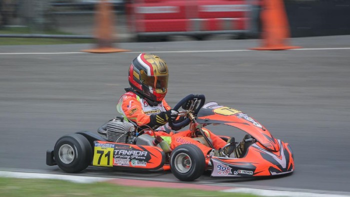 Qarrar Firhand Ali runner-up di kelas mini rok EShark Rok Cup, pada seri keempat di Sentul, Minggu (5/9/2021)